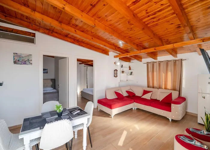 Ramaj Apartment Ksamil