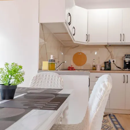 Ramaj Apartment Ksamil